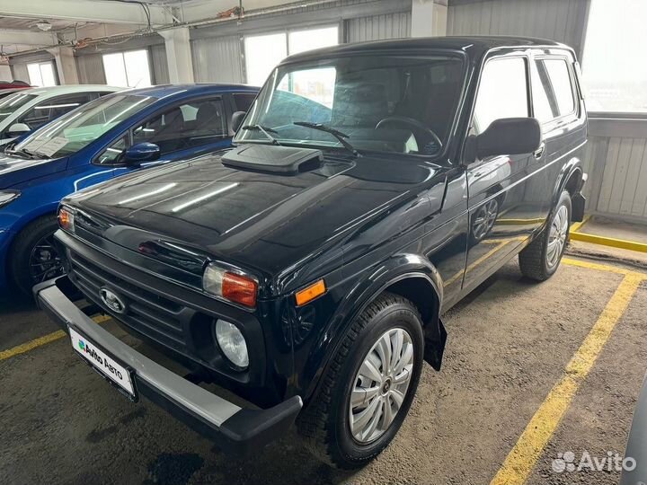 LADA 4x4 (Нива) 1.7 МТ, 2016, 81 000 км