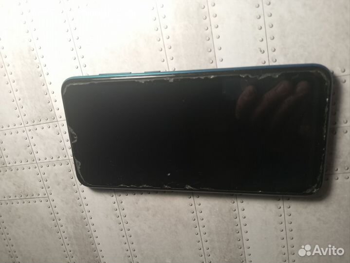 HUAWEI Y7 (2019), 3/32 ГБ