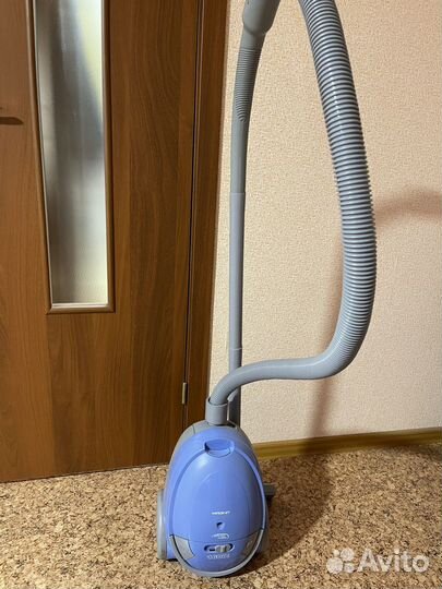 Пылесос Magnit