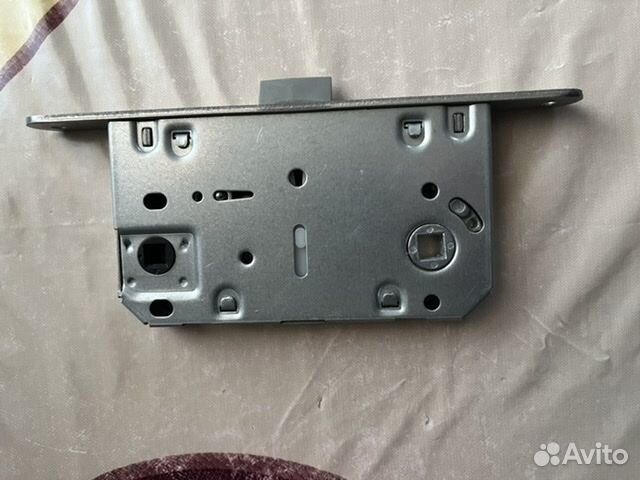 Замок межкомнатной двери