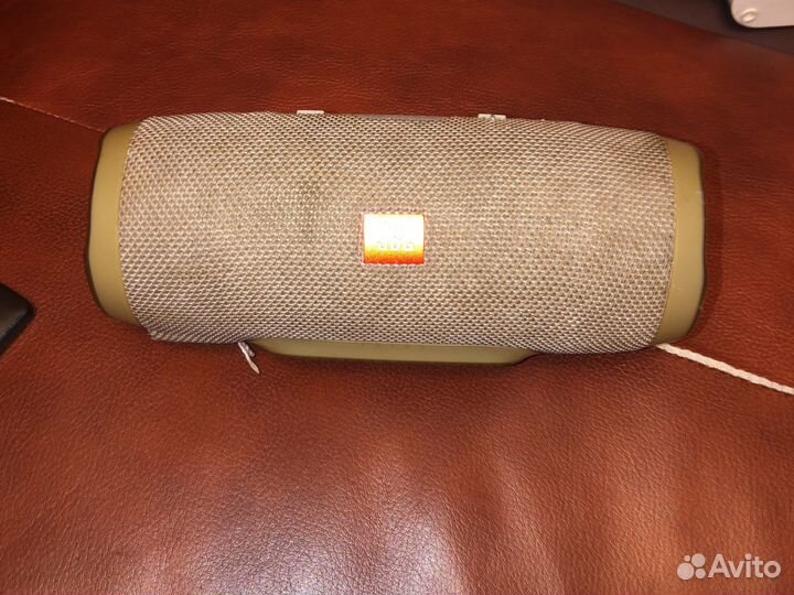 Колонка jbl charge 3