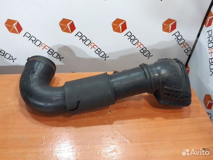 Патрубок воздушного фильтра Mercedes Vito W639
