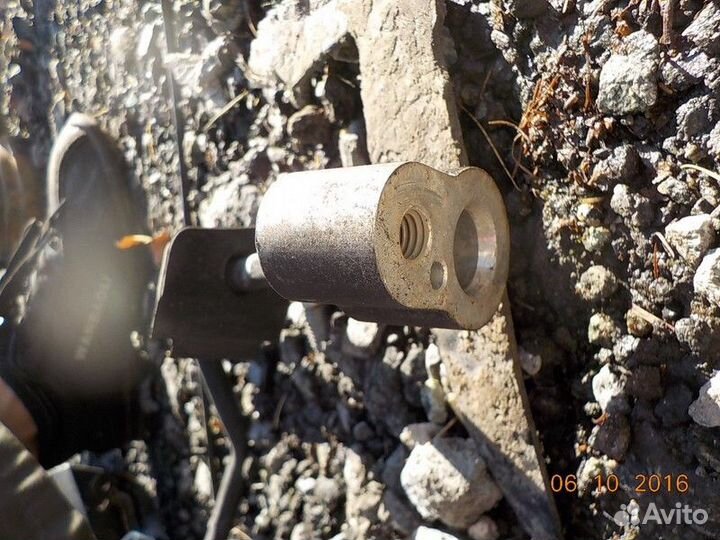 Трубка кондиционера Audi Q7 4L BUG 3.0 TDI 2007