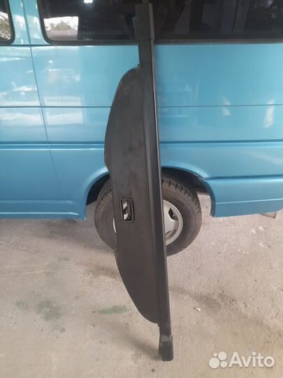 Задняя штора