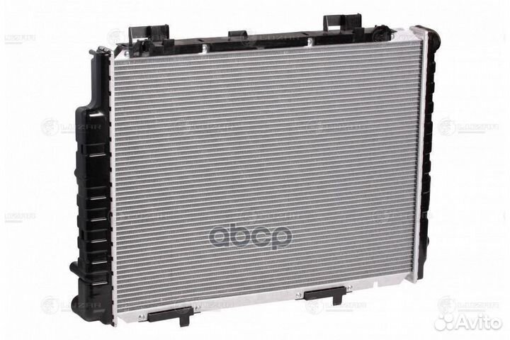 Радиатор MB W210 95- охлаждения lrc15109 luzar