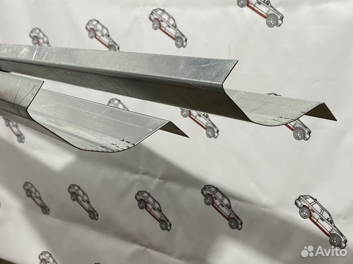 Suzuki Vitara 2 кузовные пороги комплект