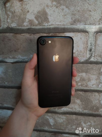 iPhone 7, 128 ГБ