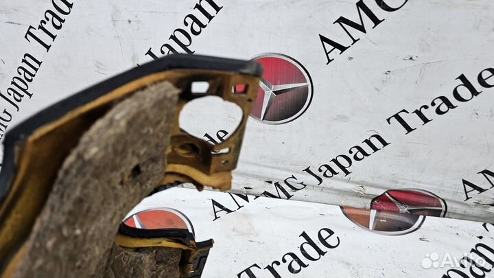 Накладка под рулем Mercedes-Benz E-Class W124