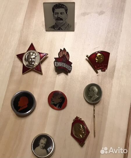 Значки литмо,Ленин и др