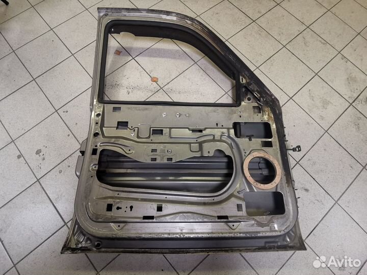 Дверь передняя левая chevrolet tahoe GMT 840