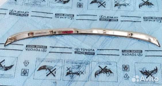 Молдинг капота хром Toyota Camry 50