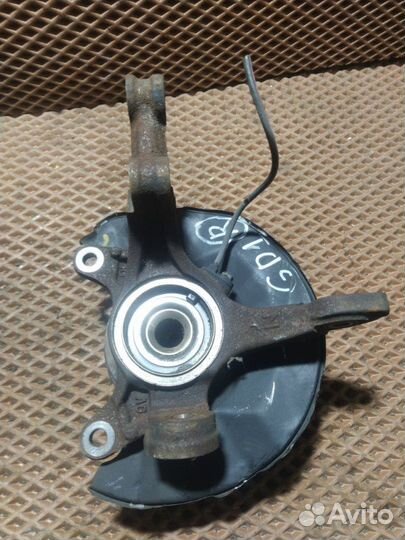 Кулак поворотный со ступицей передний правый Honda