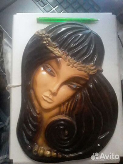 Гипсовое панно