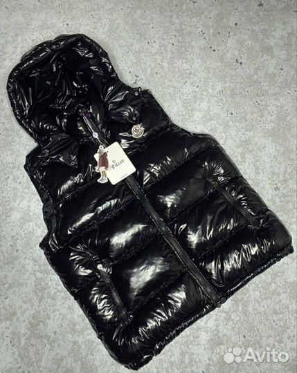 Жилетка Moncler