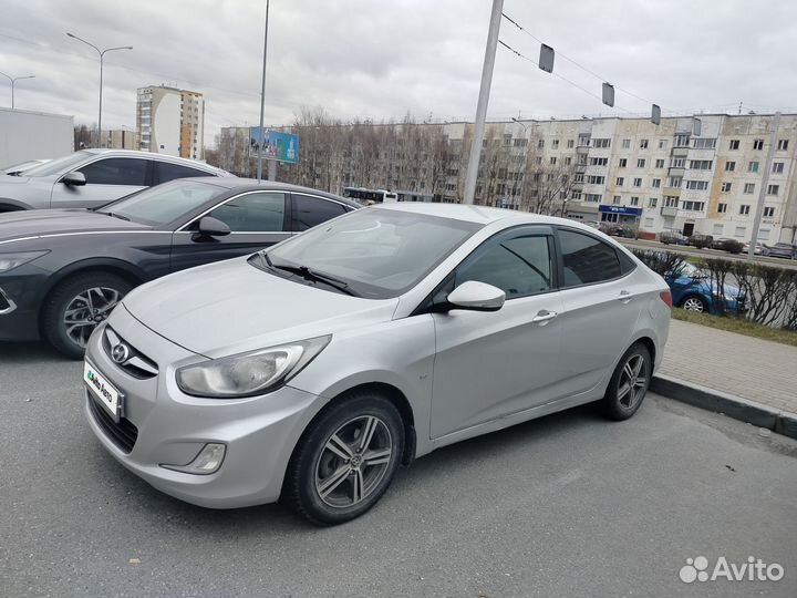 Hyundai Solaris 1.6 AT, 2012, 200 000 км