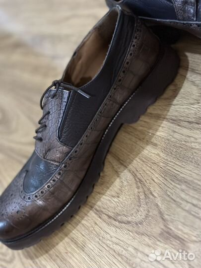 Форма и обувь