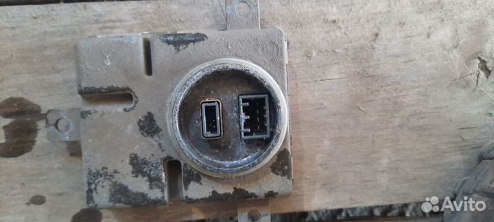 Блок розжига ксеноновой фары Mercedes GLK X204