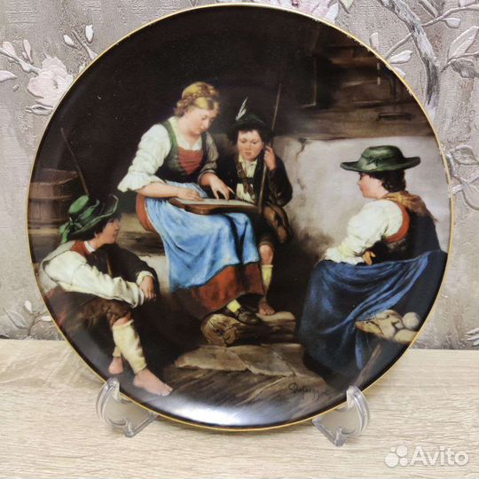 Тарелка настенная гдр