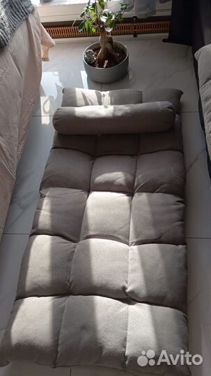 Напольное кресло