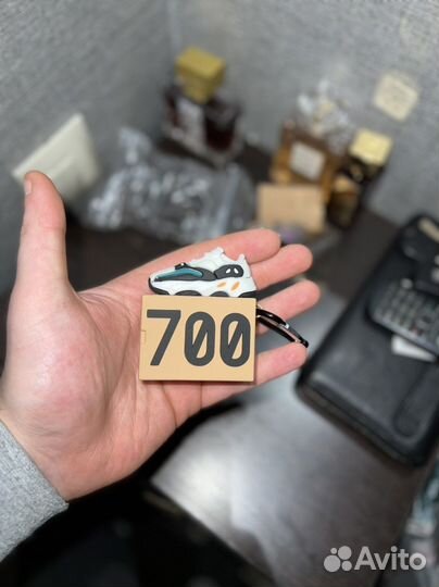 Чехол для airpods 1/2 adidas