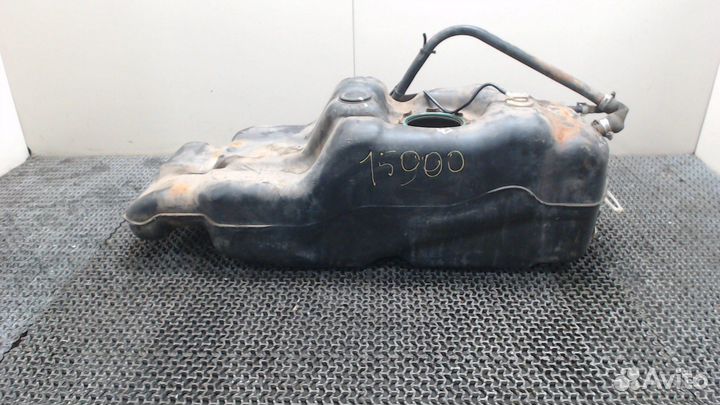 Горловина заливная топливная Hummer H3, 2003