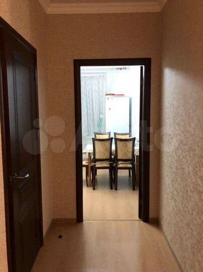 2-к. квартира, 70 м², 2/5 эт.