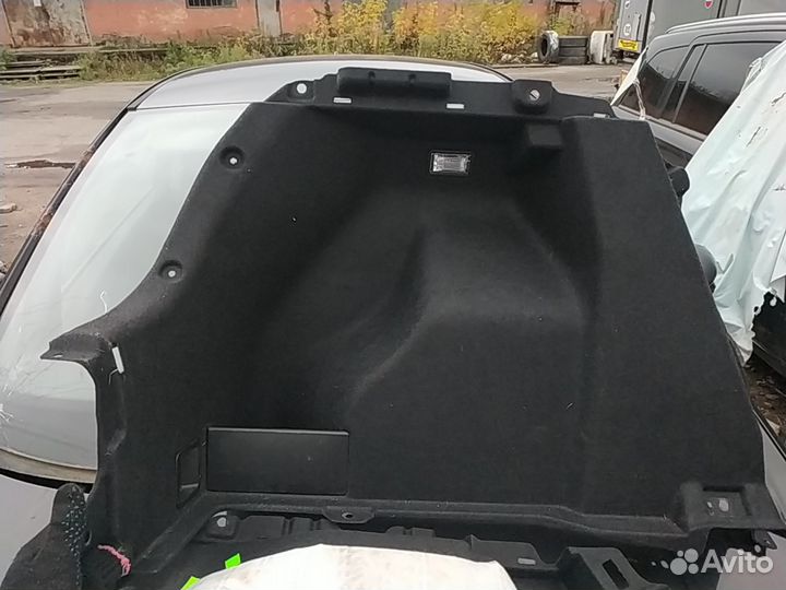 Обшивка стоек багажника Kia Ceed jd 2016 год