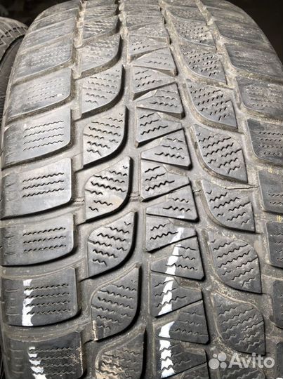 Bridgestone Blizzak LM-25 225/50 R17