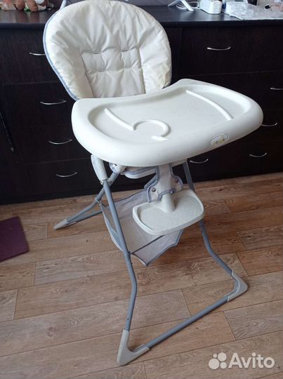 Стульчик для кормления peppe