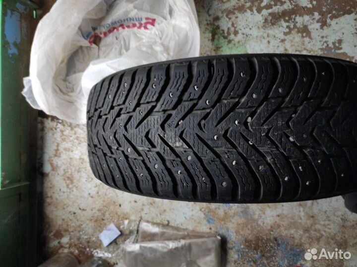 Nokian Tyres Hakkapeliitta 8 SUV 235/55 R18