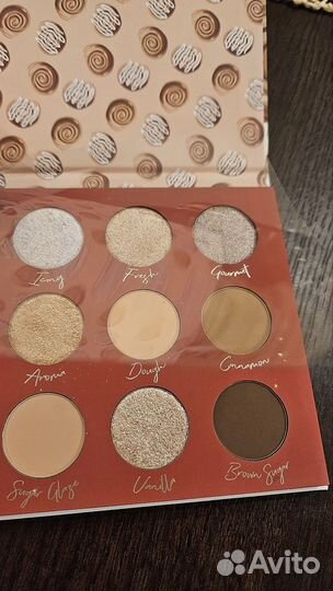 Палетка теней beauty lakerie