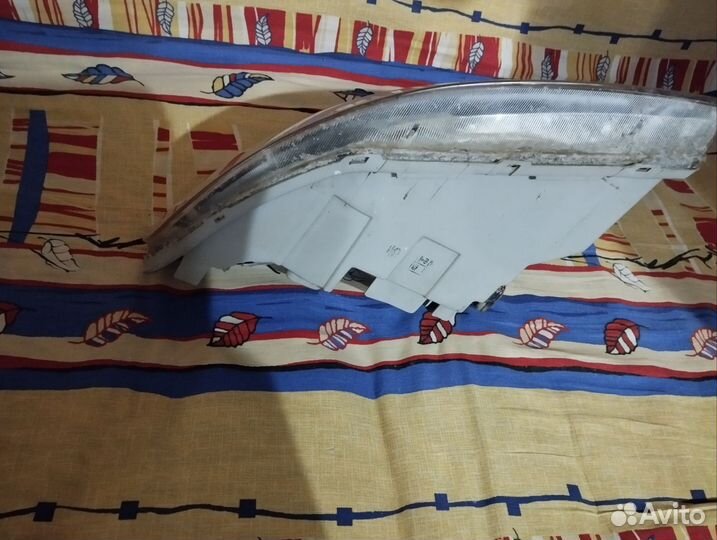 Продам фару