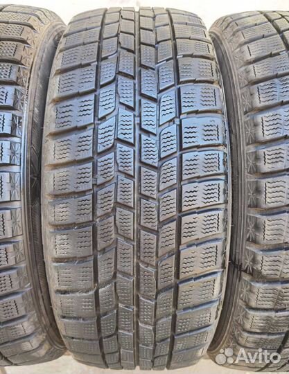 Goodyear Ice Navi 6 215/50 R17 97U