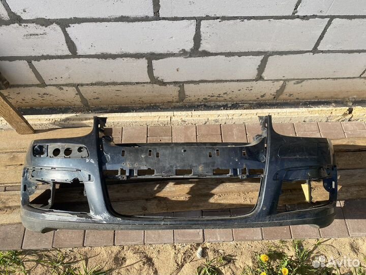 Передний бампер volkswagen jetta 5 2008 г