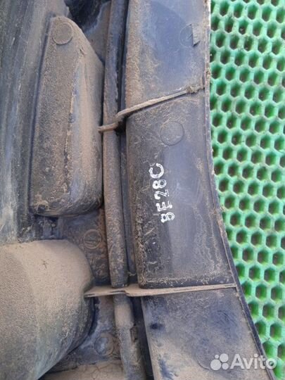 Фонарь задний правый Chevrolet Lanos