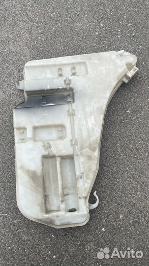 Бачек омывателя bmw F10