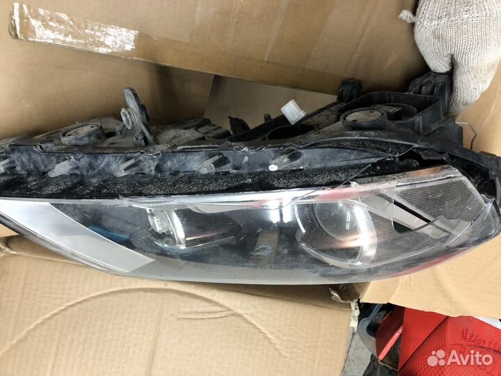 Фара правая Volkswagen Passat 3AB941752 B7