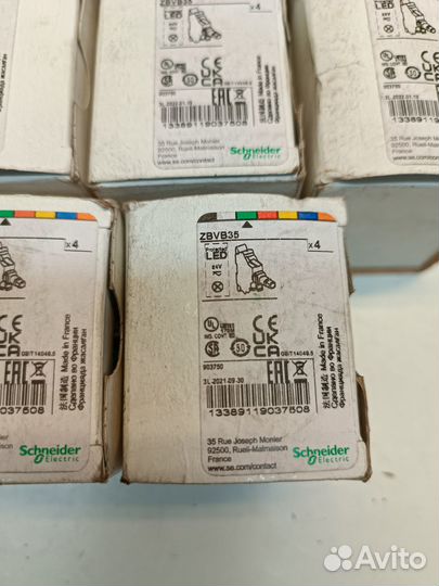 Schneider Electric zbvb35