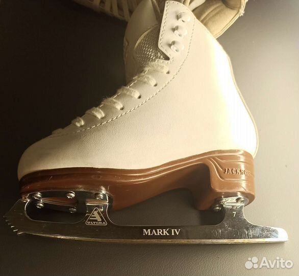 Фигурные коньки jackson artiste