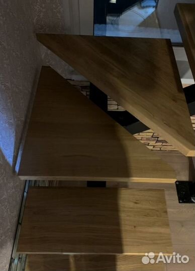 Г-образная лестница