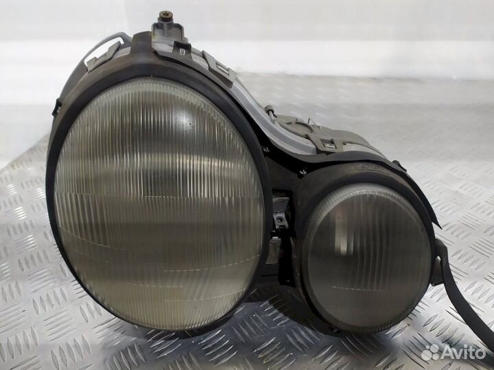 Фара mercedes-benz E W210 (1995-2002)