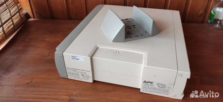 APC Back-UPS RS 1000