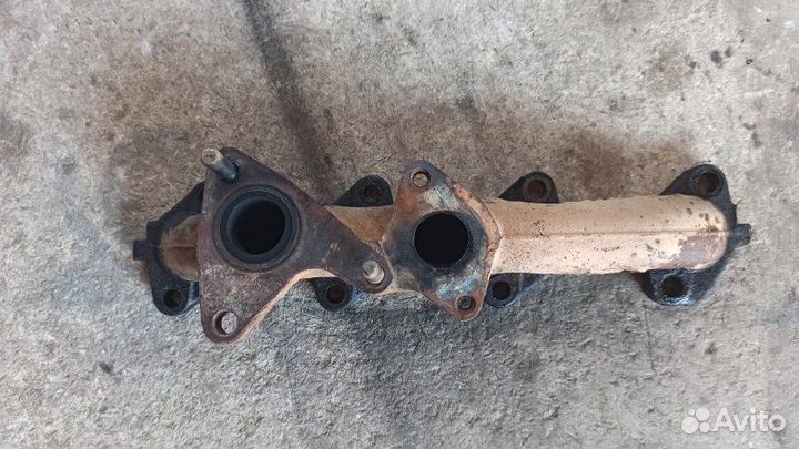 Коллектор выпускной Renault Scenic 1.5 K9K734 2008