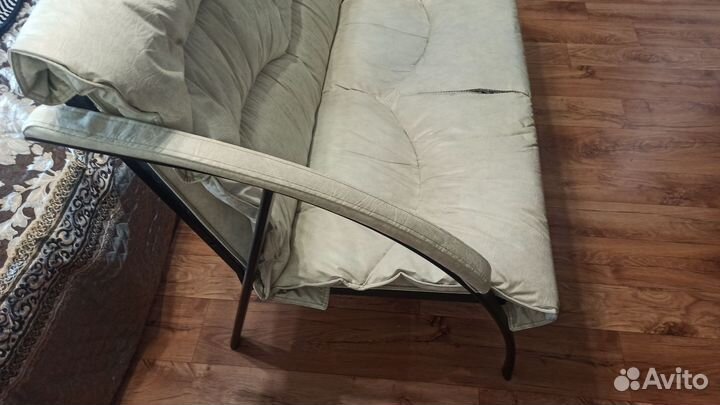 Офисный диван