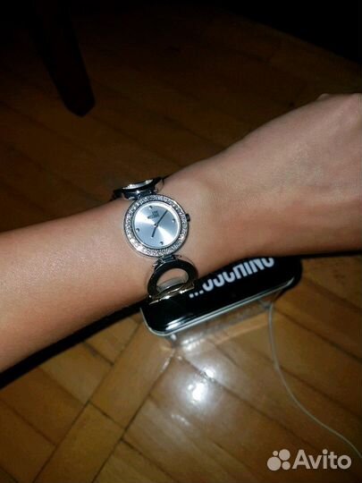 Наручные часы Moschino