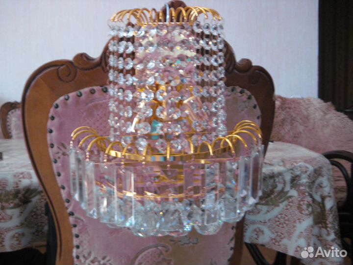 Продам хрустальные люстру и 2 бра