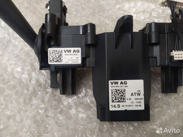 Подрулевой переключатель Тигуан