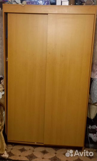 Шкаф