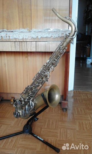 Саксофон тенор
