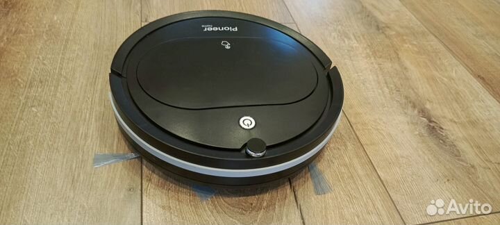 Робот пылесос pioneer